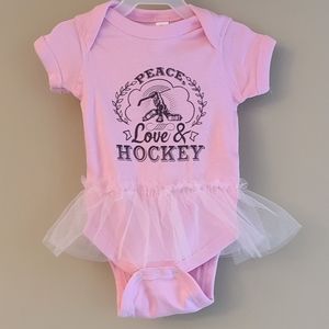 Pink tutu onesie/bodysuit